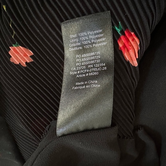 WILFRED Tank Black Scoop Neckline Micro Pleat Chiffon Lined Pink Floral Sz M - Picture 7 of 8